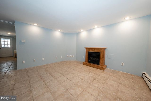 165 STONEWAY LN, Bala Cynwyd, PA 19004