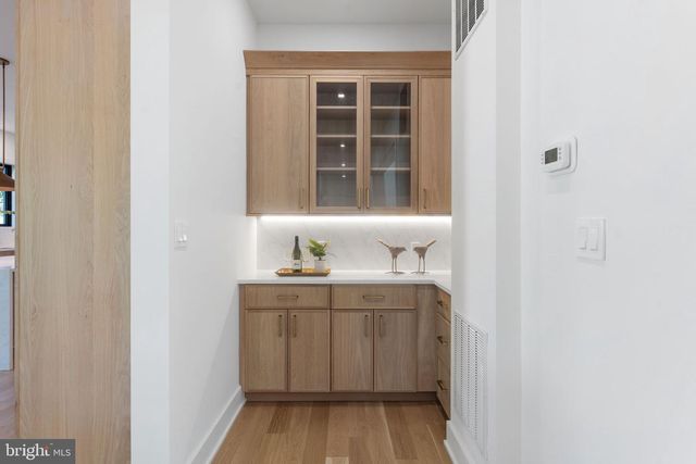 6411 CRANE TER, Bethesda, MD 20817