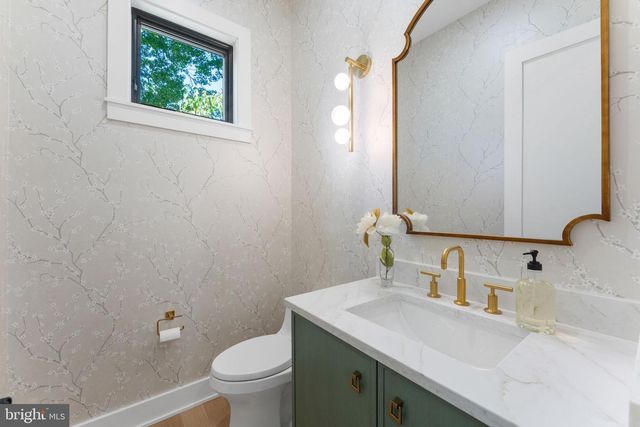 6411 CRANE TER, Bethesda, MD 20817