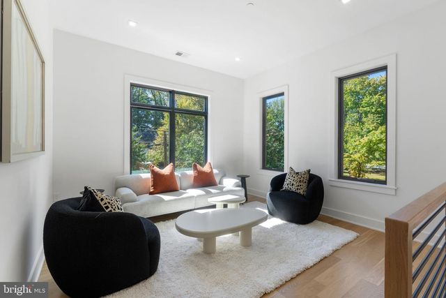 6411 CRANE TER, Bethesda, MD 20817