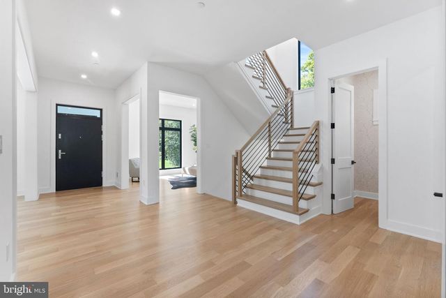 6411 CRANE TER, Bethesda, MD 20817