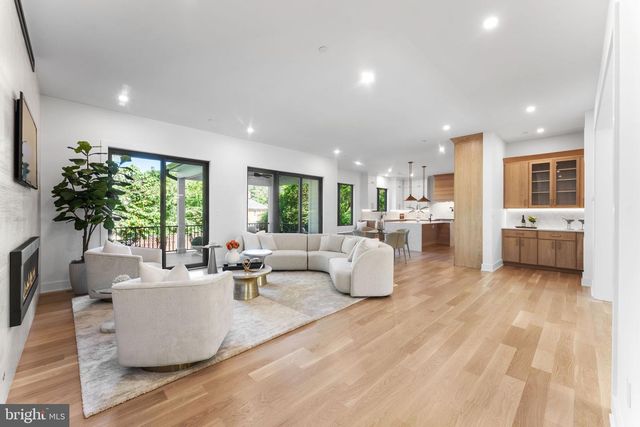 6411 CRANE TER, Bethesda, MD 20817