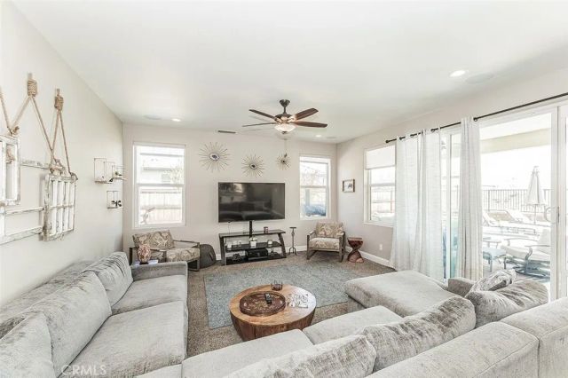 4475 Crown Bluffs Drive, Madera, CA 93636