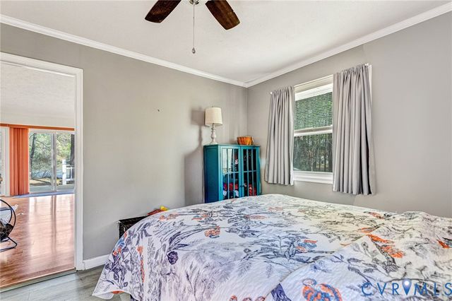 1012 Lake Heritage Dr, Ruther Glen, VA 22546