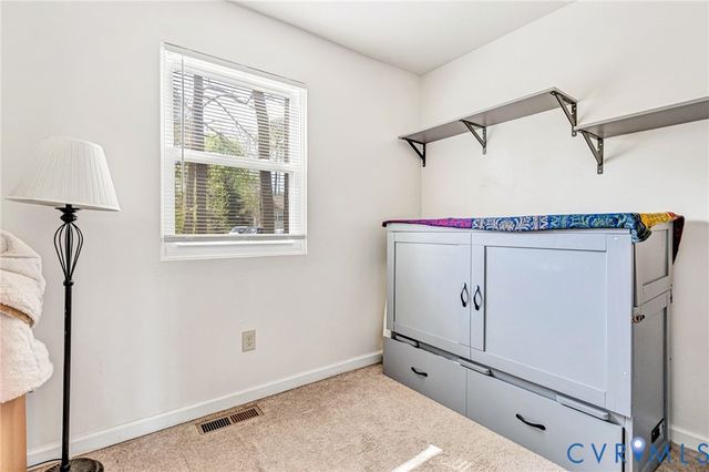 1012 Lake Heritage Dr, Ruther Glen, VA 22546