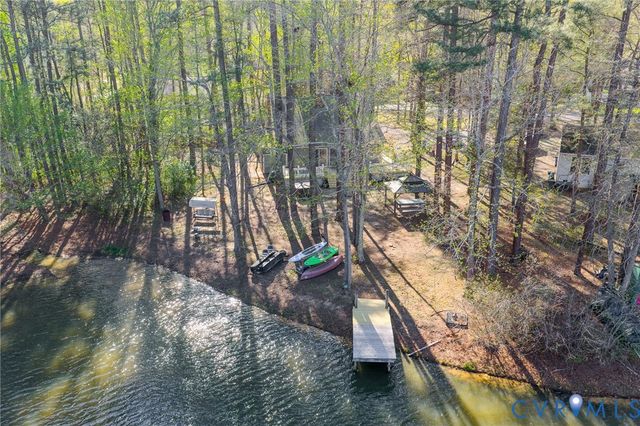 1012 Lake Heritage Dr, Ruther Glen, VA 22546
