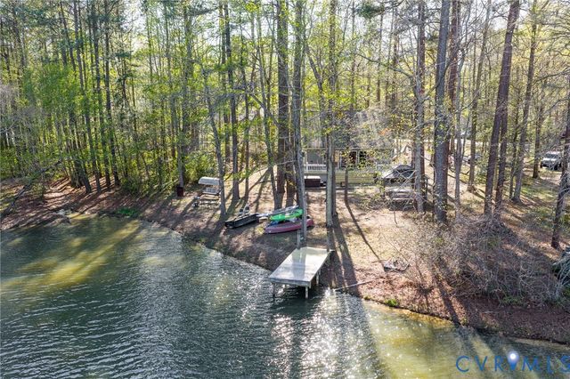 1012 Lake Heritage Dr, Ruther Glen, VA 22546