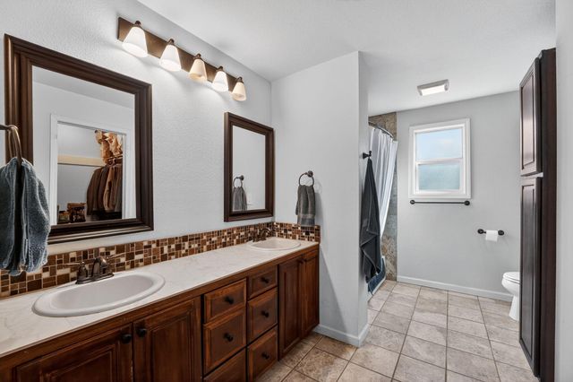 2401 De Soto DR, Austin, TX 78733