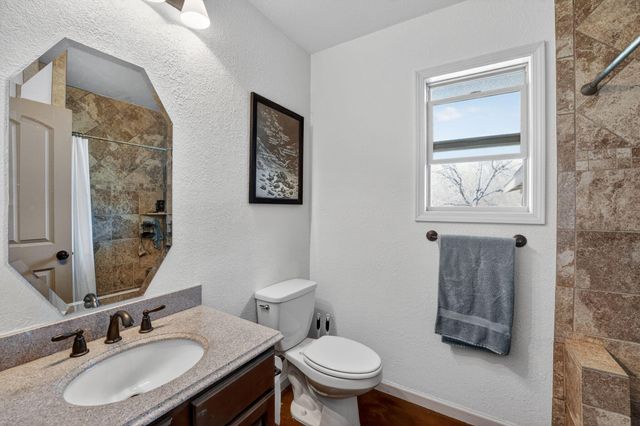 2401 De Soto DR, Austin, TX 78733