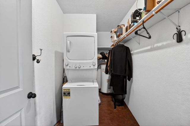 2401 De Soto DR, Austin, TX 78733