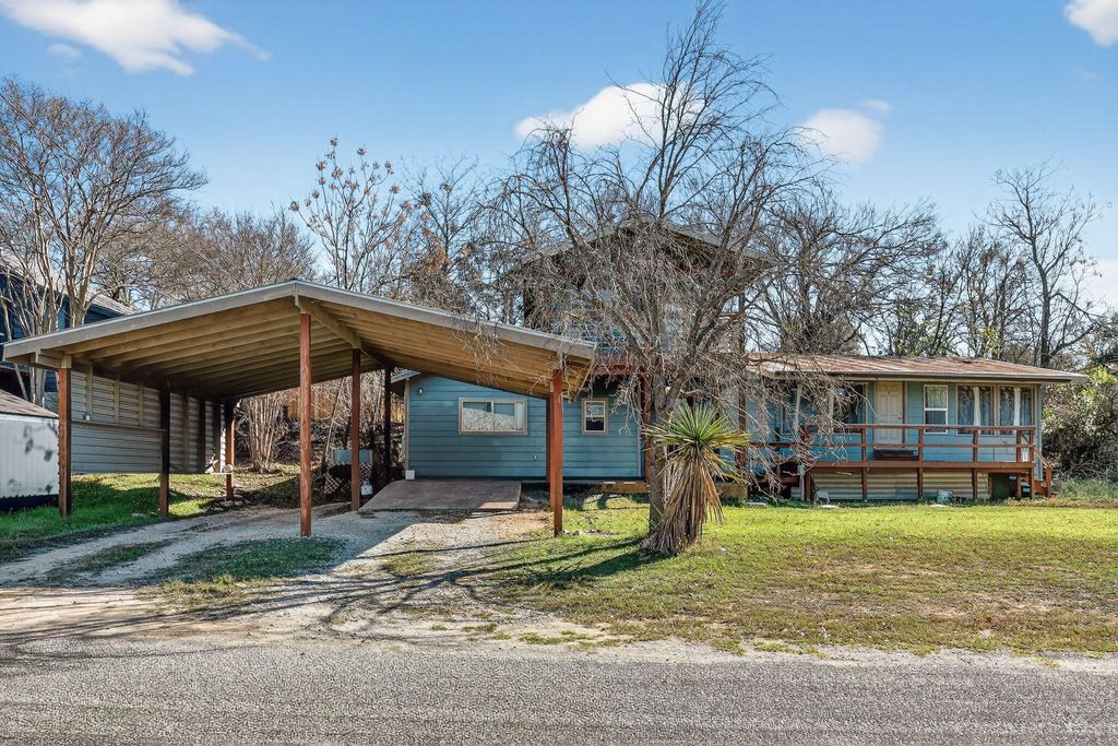 2401 De Soto DR, Austin, TX 78733