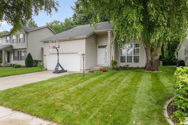 4336 Field Gate Drive E, South Bend, IN 46628