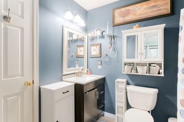 4336 Field Gate Drive E, South Bend, IN 46628