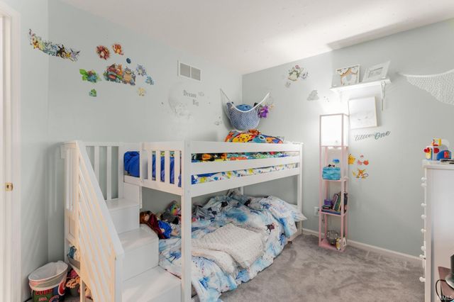 4336 Field Gate Drive E, South Bend, IN 46628