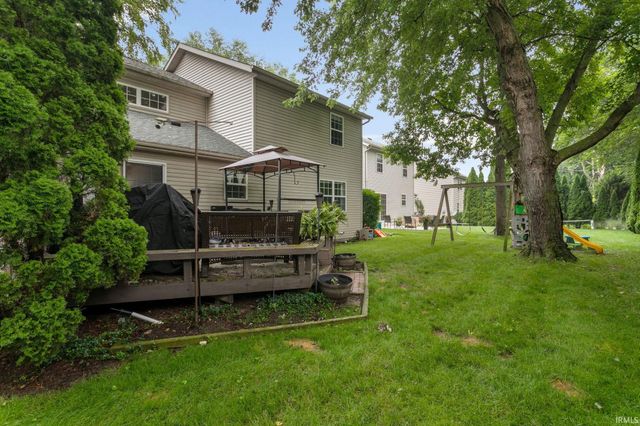 4336 Field Gate Drive E, South Bend, IN 46628