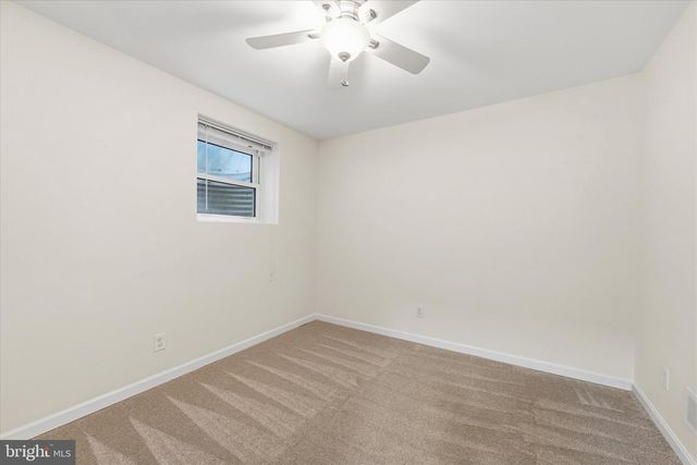 10413 COURTHOUSE DR, Fairfax, VA 22030