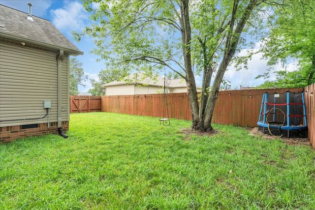 102 Atwood Ct, Lebanon, TN 37087