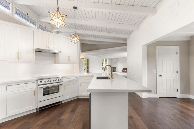 937 Pepper Tree Lane, Fallbrook, CA 92028