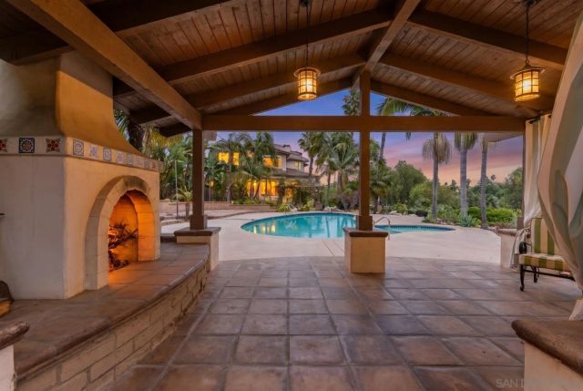 937 Pepper Tree Lane, Fallbrook, CA 92028