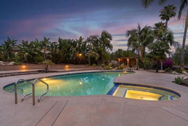 937 Pepper Tree Lane, Fallbrook, CA 92028
