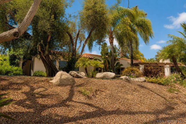 937 Pepper Tree Lane, Fallbrook, CA 92028