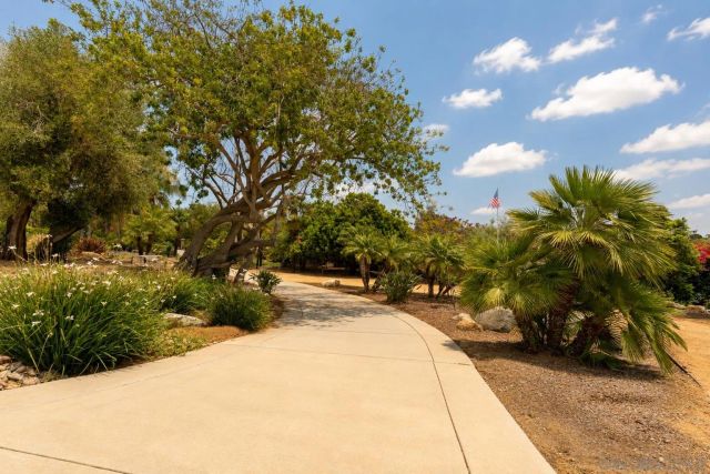 937 Pepper Tree Lane, Fallbrook, CA 92028