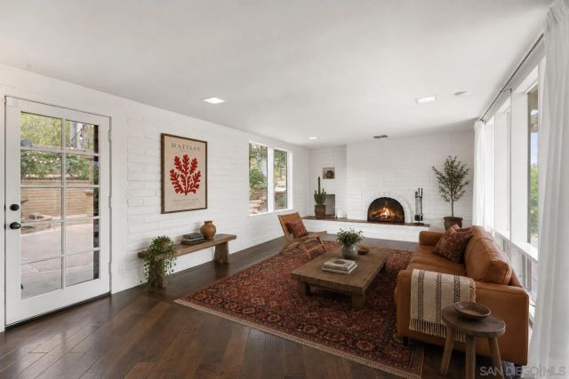 937 Pepper Tree Lane, Fallbrook, CA 92028