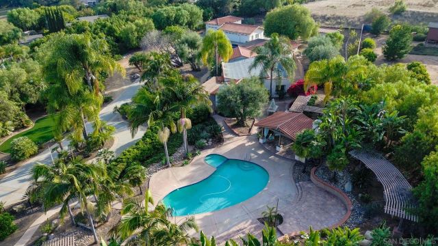 937 Pepper Tree Lane, Fallbrook, CA 92028