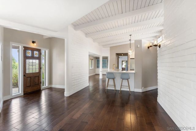 937 Pepper Tree Lane, Fallbrook, CA 92028