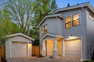10618 NE 54th Lane, Kirkland, WA 98033