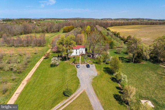 514 LIPSCOMB ROAD, Stuarts Draft, VA 24477