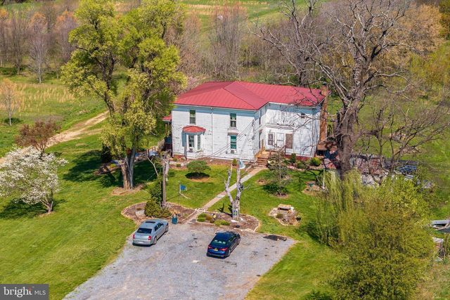 514 LIPSCOMB ROAD, Stuarts Draft, VA 24477