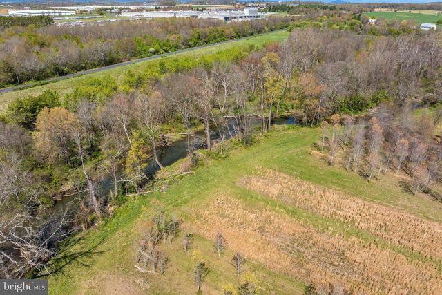 514 LIPSCOMB ROAD, Stuarts Draft, VA 24477