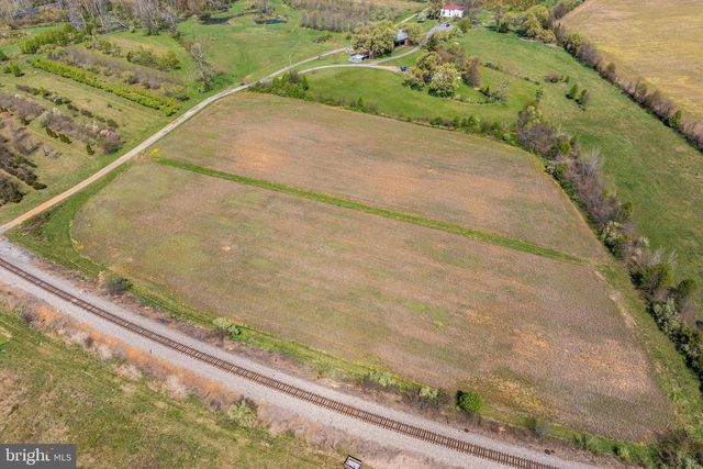 514 LIPSCOMB ROAD, Stuarts Draft, VA 24477