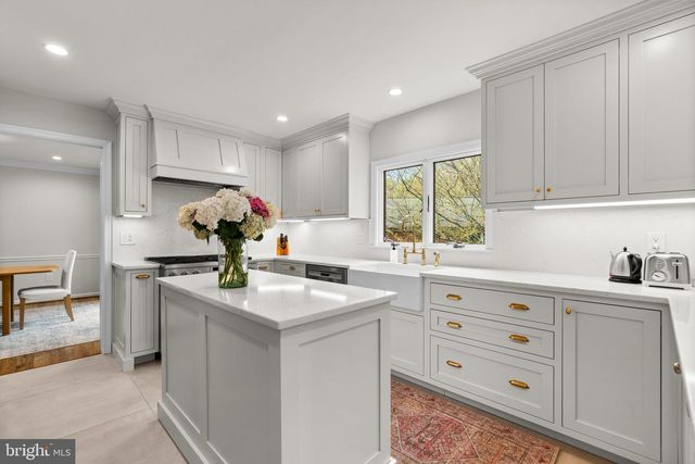 6309 AVALON DR, Bethesda, MD 20816