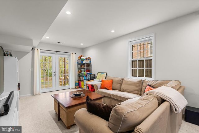 6309 AVALON DR, Bethesda, MD 20816