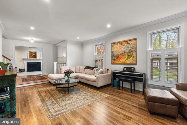 6309 AVALON DR, Bethesda, MD 20816