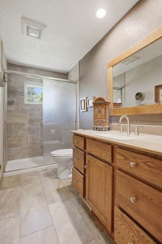 6205 W Kimberly Road, Davenport, IA 52806