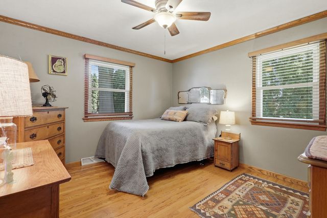 6205 W Kimberly Road, Davenport, IA 52806