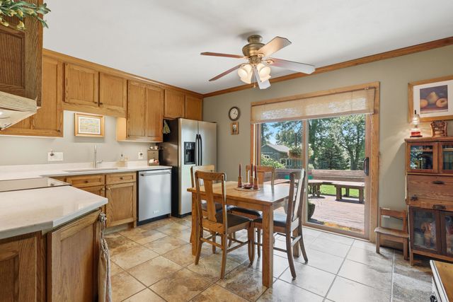 6205 W Kimberly Road, Davenport, IA 52806