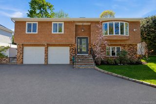 3 Cottage Grove Avenue, Thornwood, NY 10594