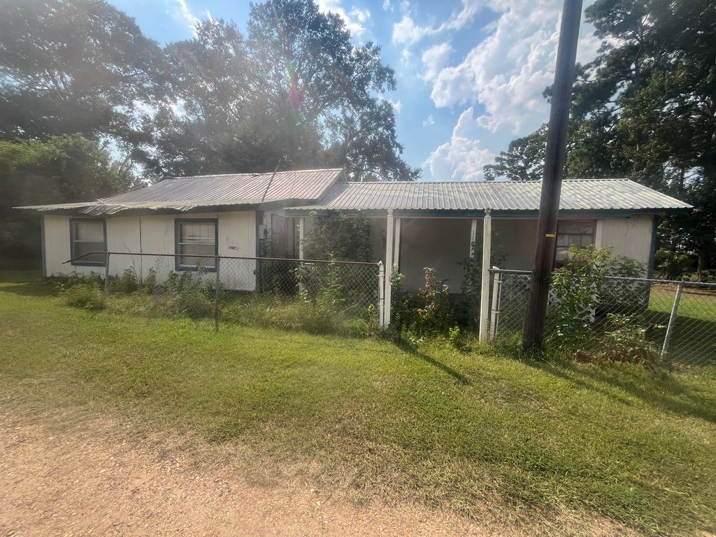 110 Lequita Ln, Deridder, LA 70634