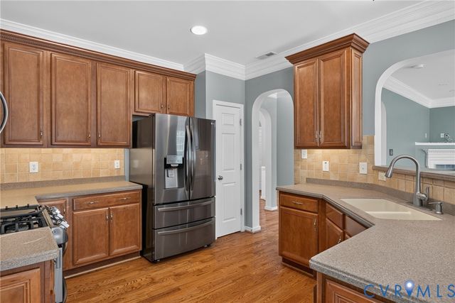 2506 Cascade Meadows Dr, Midlothian, VA 23112