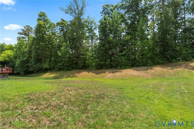 2506 Cascade Meadows Dr, Midlothian, VA 23112