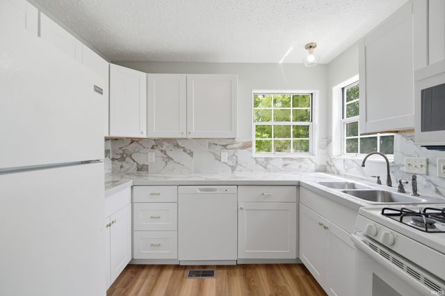 3440 Coventry Lane, Lafayette, IN 47909