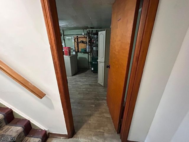 129 Hampton St, Metuchen Boro, NJ 08840