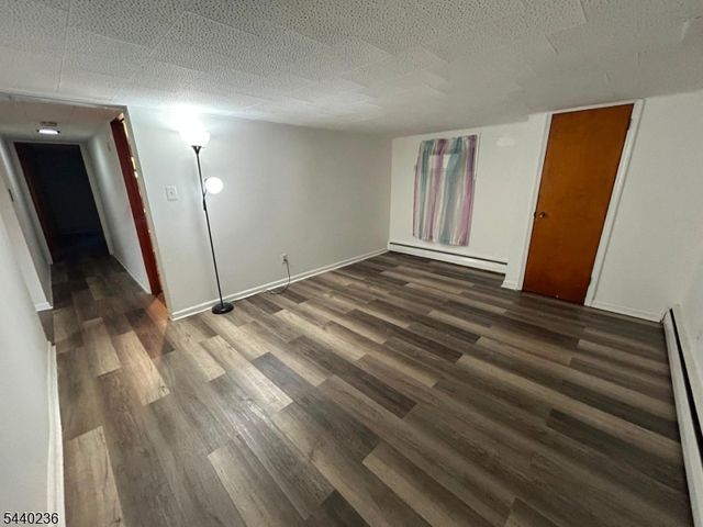 129 Hampton St, Metuchen Boro, NJ 08840