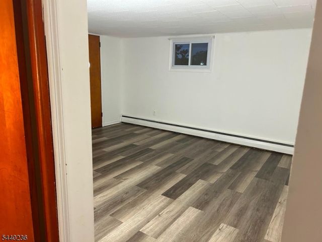 129 Hampton St, Metuchen Boro, NJ 08840