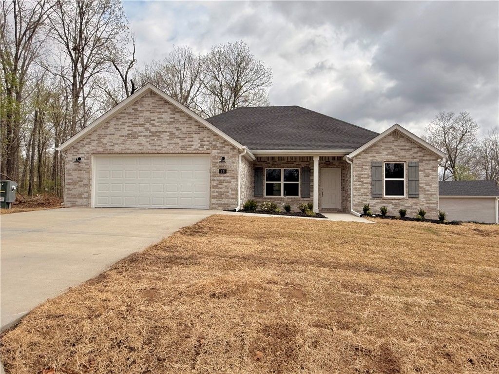 15 Lochgilphead, Bella Vista, AR 72715