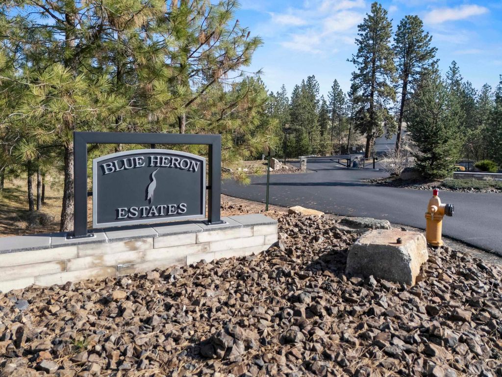 XX Regina Ln, Spokane, WA 99208